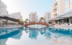 Ledina Hotel
